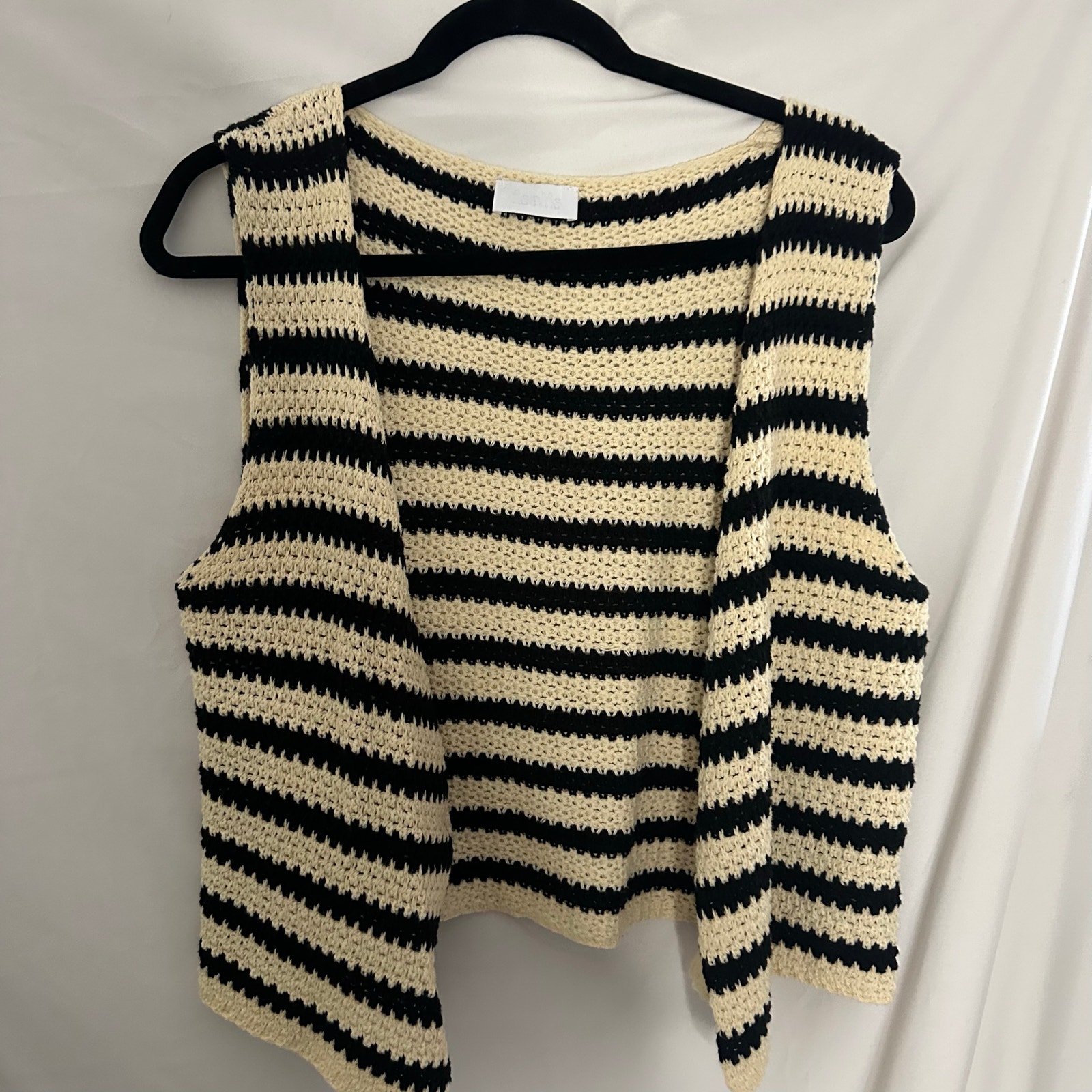 Isalis Crochet Knit Vest Top Cream Black Stripe Size Large — image 4 of 7